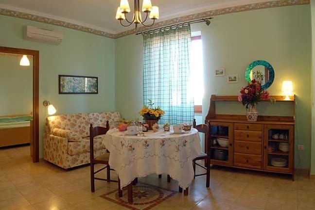 Agriturismo Nardini 罗迪-加尔加尼科 外观 照片